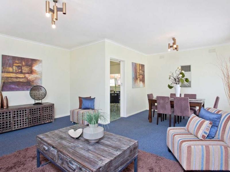 13 Woolart Street, Strathmore VIC 3041