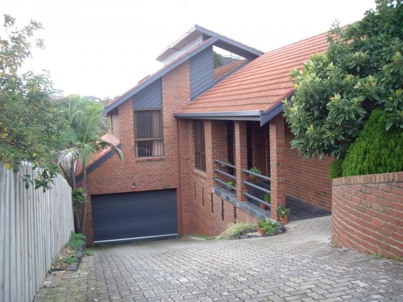 38 Moorna Drive, Airport West VIC 3042