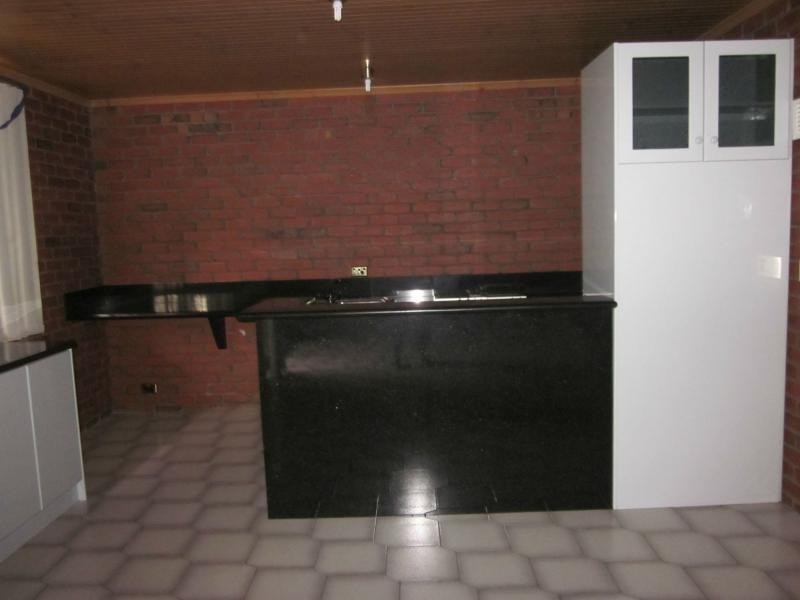 38 Moorna Drive, Airport West VIC 3042