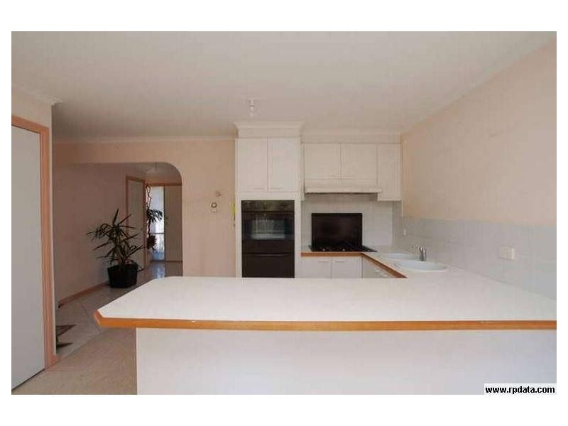 87 Hubert Avenue, Glenroy VIC 3046