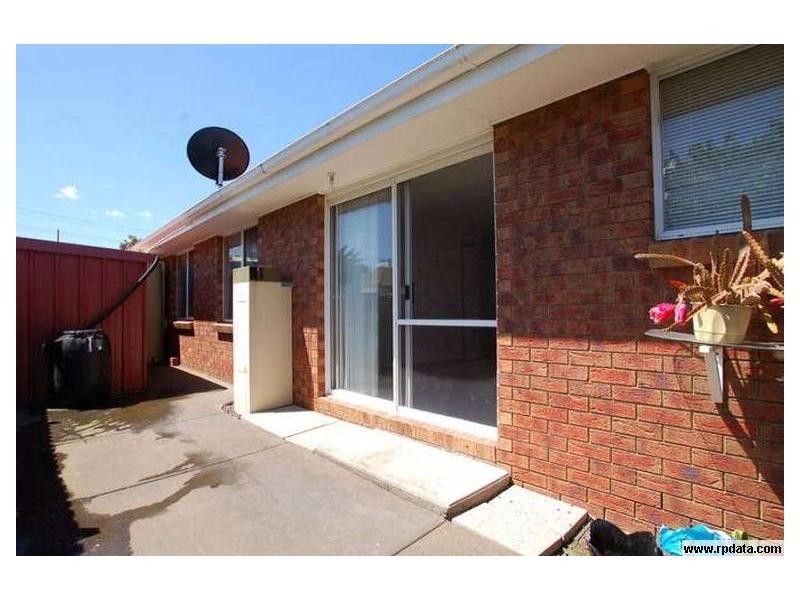87 Hubert Avenue, Glenroy VIC 3046