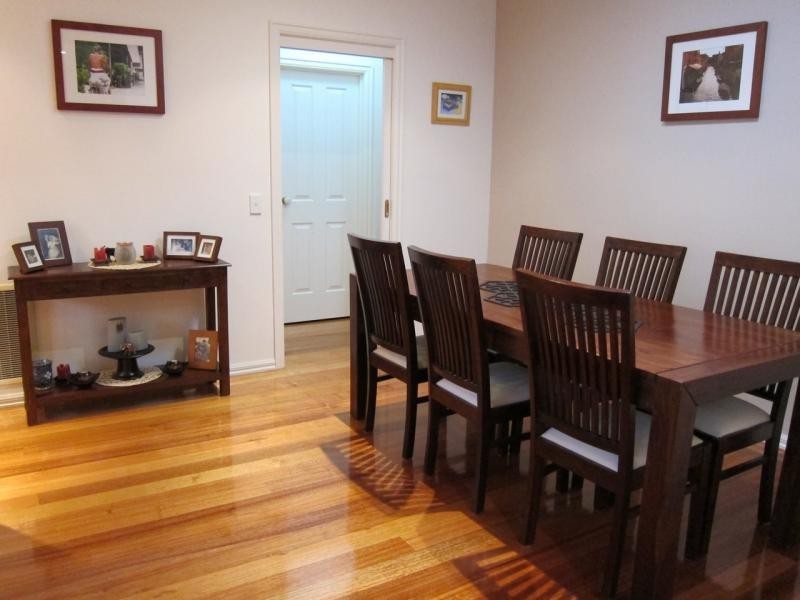 2/23 LEX Grove, Oak Park VIC 3046