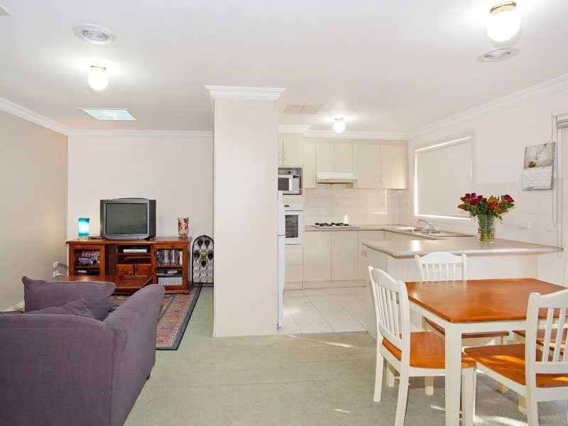 9 Douglas Street, Pascoe Vale VIC 3044