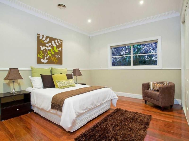 27 Loeman Street, Strathmore VIC 3041