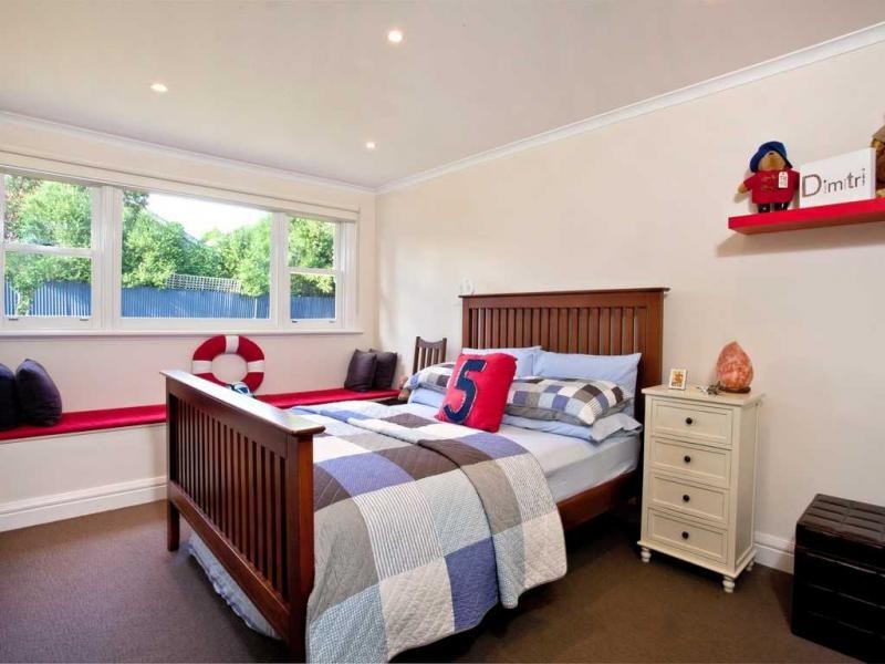 252 Napier Street, Strathmore VIC 3041