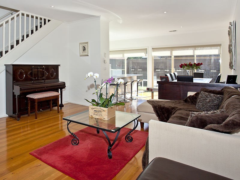 1/24 Lind Street, Strathmore VIC 3041