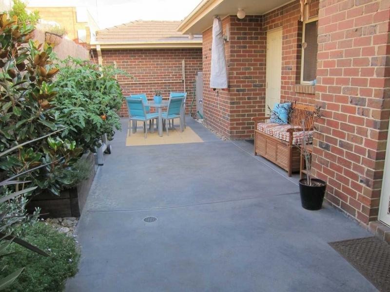 2/23 LEX Grove, Pascoe Vale VIC 3044