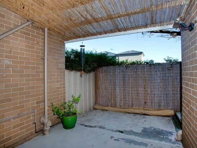 3/242 Woodland Street, Strathmore VIC 3041