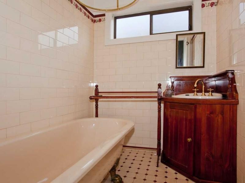 46 Westgate Street, Pascoe Vale South VIC 3044
