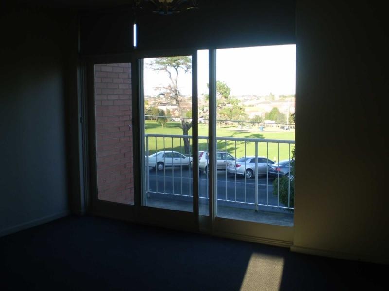 12/78 Richardson Street, Essendon VIC 3040