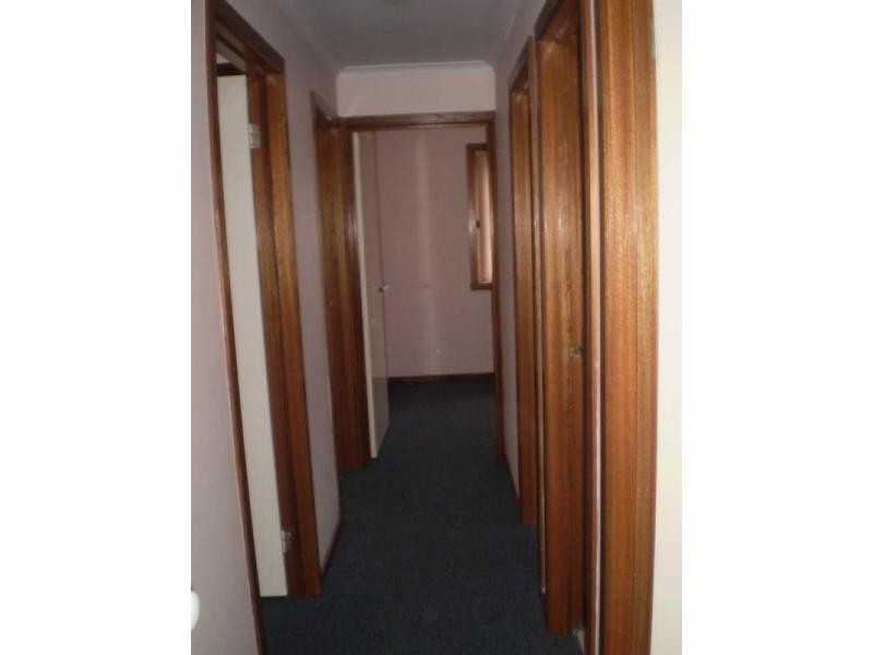 1/11 Elgata Close, Meadow Heights VIC 3048