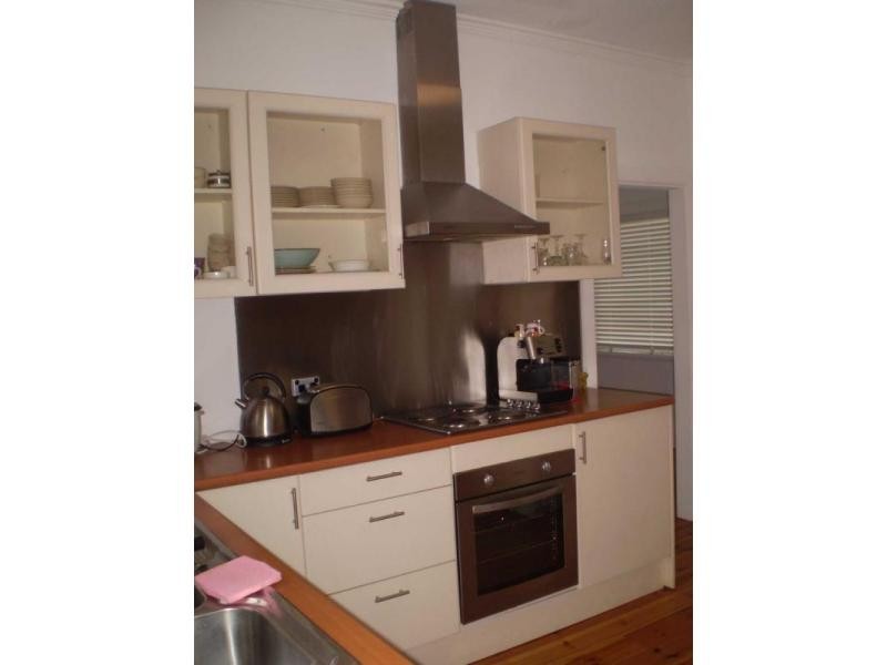 1/14 Kernan Street, Strathmore VIC 3041