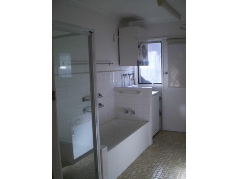 6/16 Schofield Street, Essendon VIC 3040