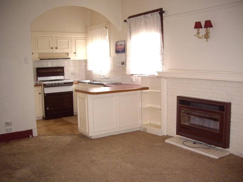 12 Hesleden Street, Essendon VIC 3040