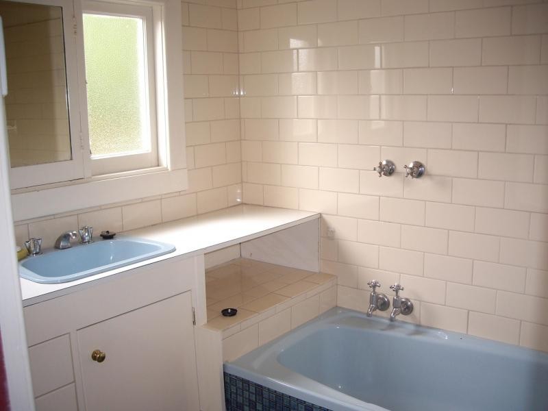 12 Hesleden Street, Essendon VIC 3040