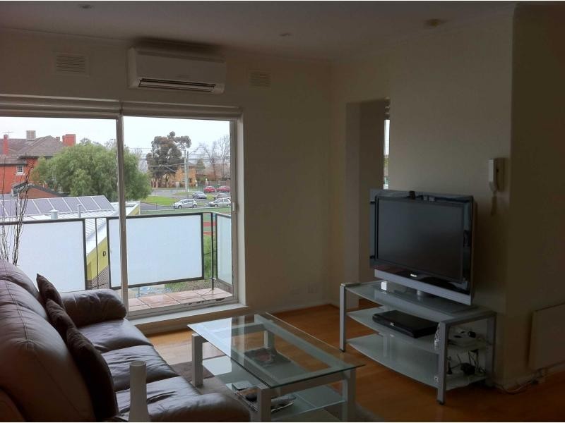 10/56 Nicholson Street, Essendon VIC 3040