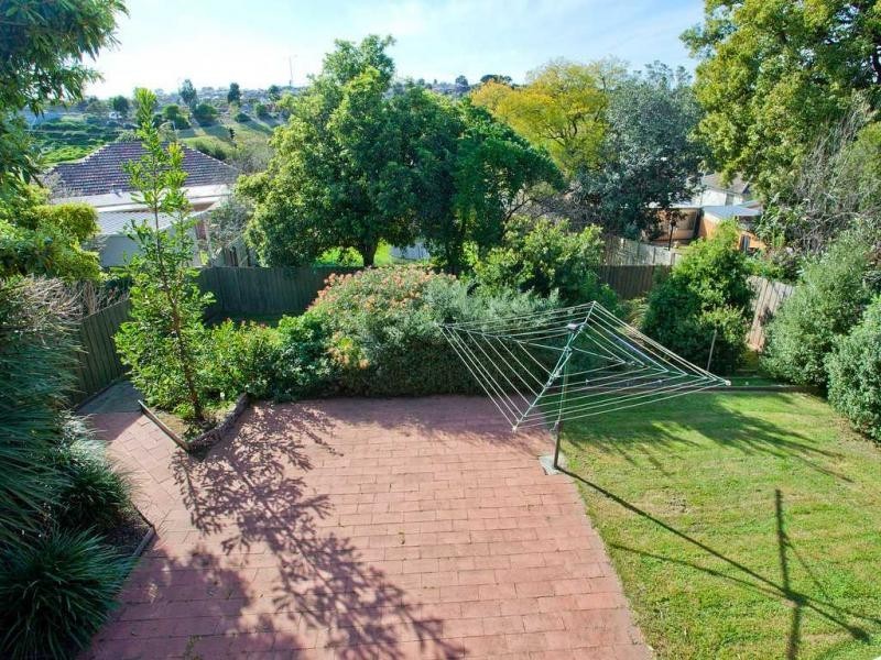 78 Hillsyde Parade, Strathmore VIC 3041