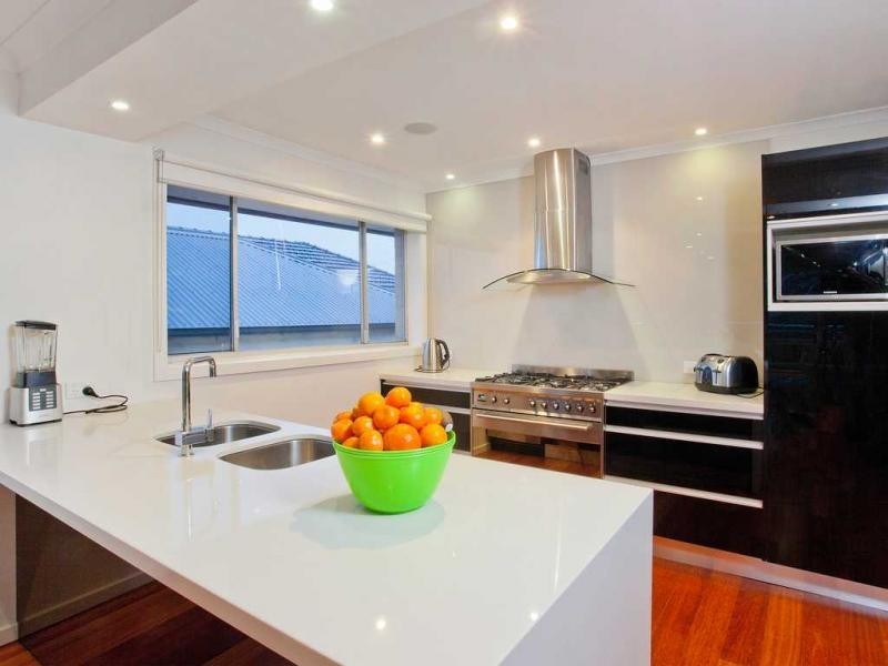 373 Mascoma Street, Strathmore Heights VIC 3041