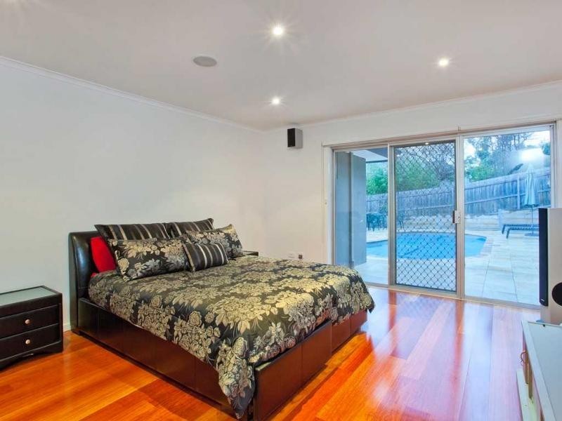 373 Mascoma Street, Strathmore Heights VIC 3041