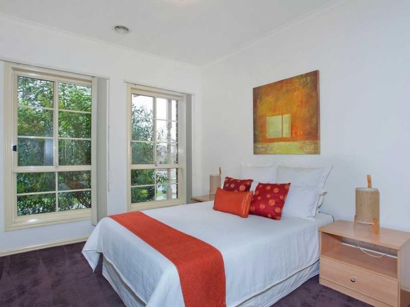 1/32 BANKSIA Grove, Tullamarine VIC 3043