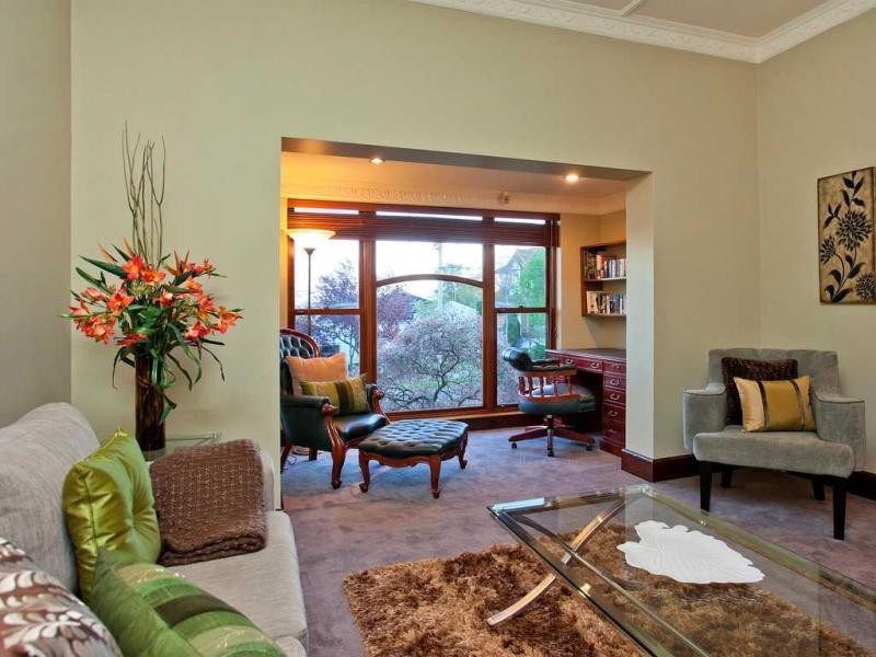 6 Rosebank Avenue, Strathmore VIC 3041