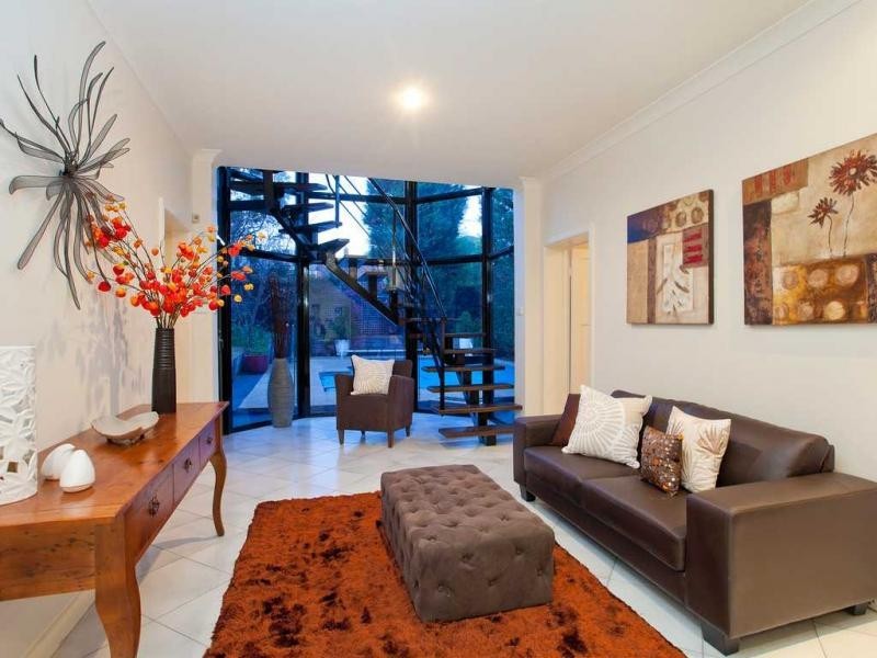 6 Rosebank Avenue, Strathmore VIC 3041