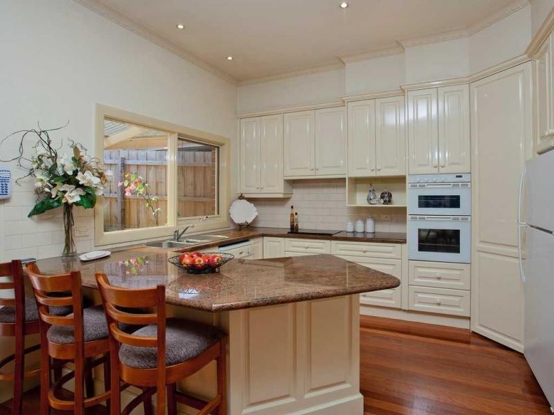 4 Glenbervie Road, Strathmore VIC 3041