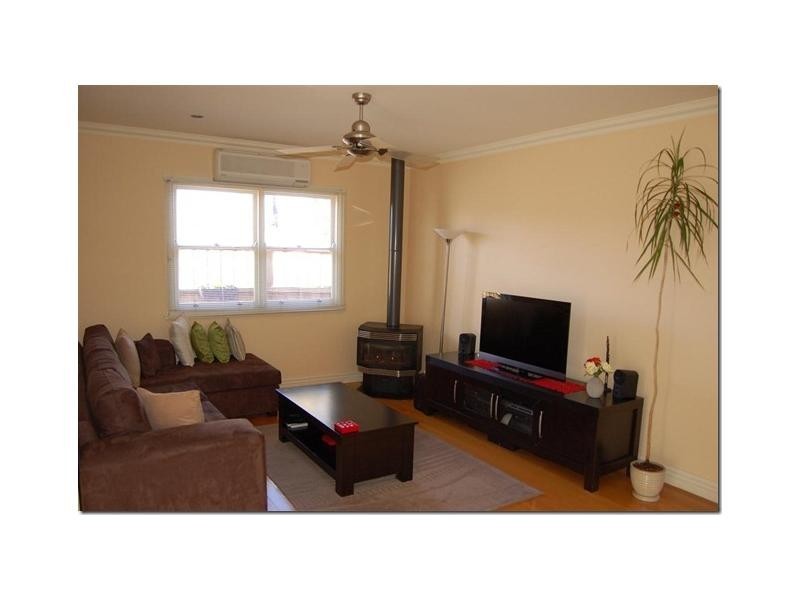 14 Grice Crescent, Essendon VIC 3040