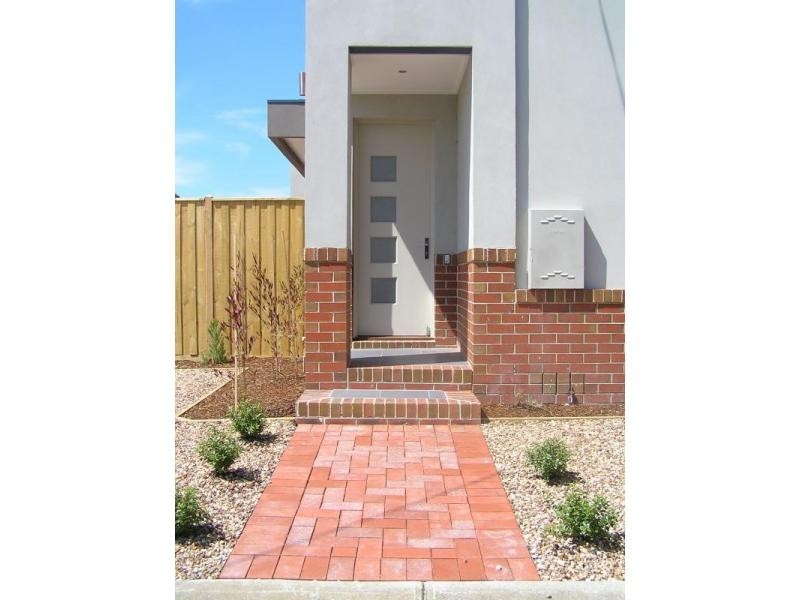 5A Donald Street, Hadfield VIC 3046