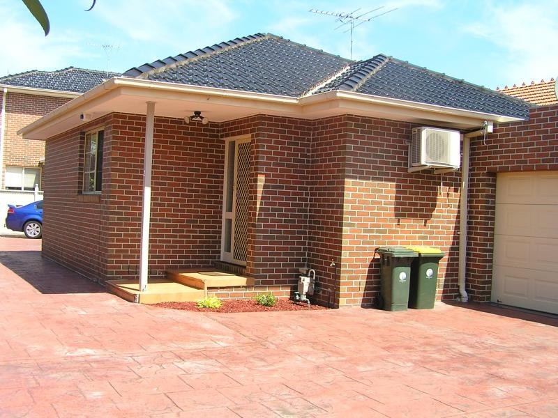 2/324 O’Hea Street, Pascoe Vale South VIC 3044