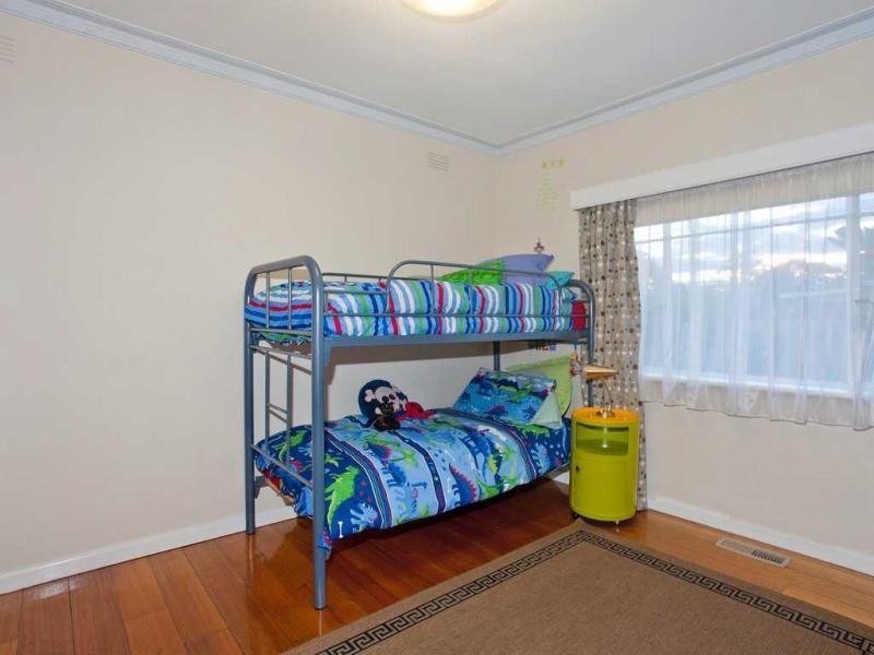 52 Henley Street, Pascoe Vale South VIC 3044