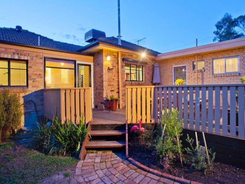 52 Henley Street, Pascoe Vale South VIC 3044