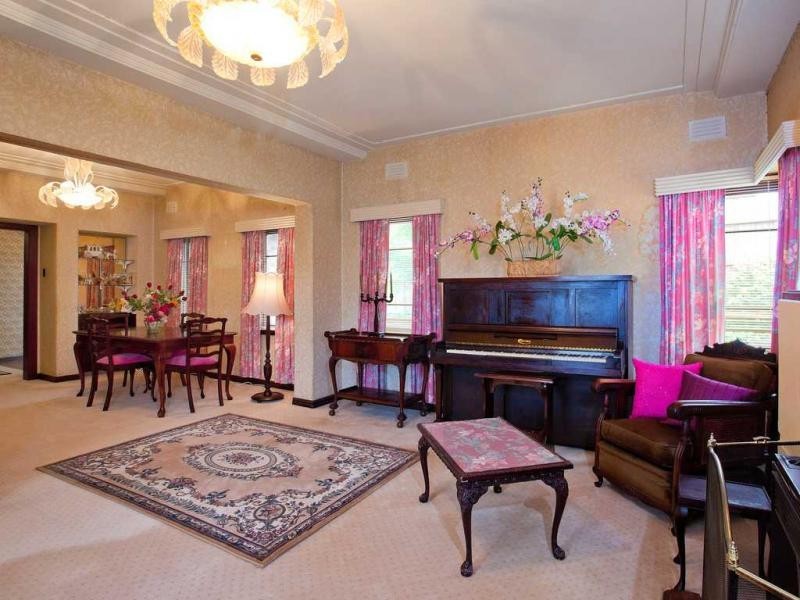 2 Myross Avenue, Ascot Vale VIC 3032