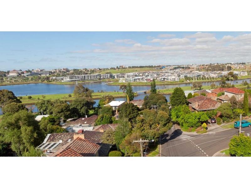 2 Myross Avenue, Ascot Vale VIC 3032