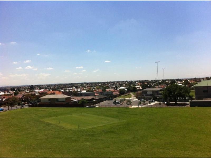 B301/460 Victoria Street, Brunswick VIC 3056