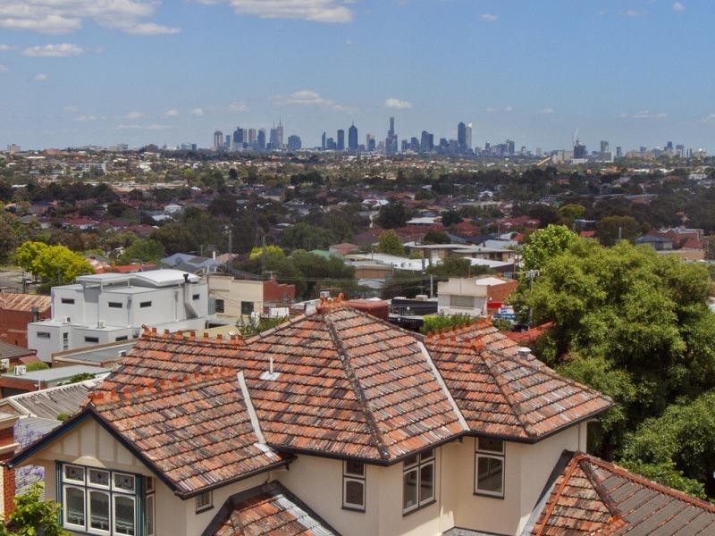 12 Rosebank Avenue, Strathmore VIC 3041