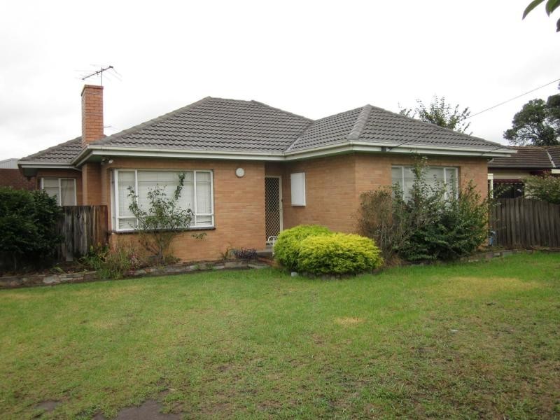 53 Tarana Avenue, Oak Park VIC 3046