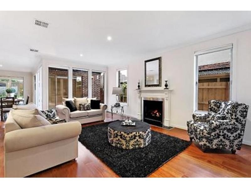 222 Woodland Street, Strathmore VIC 3041