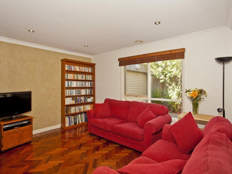 4/232 Cumberland Road, Pascoe Vale VIC 3044