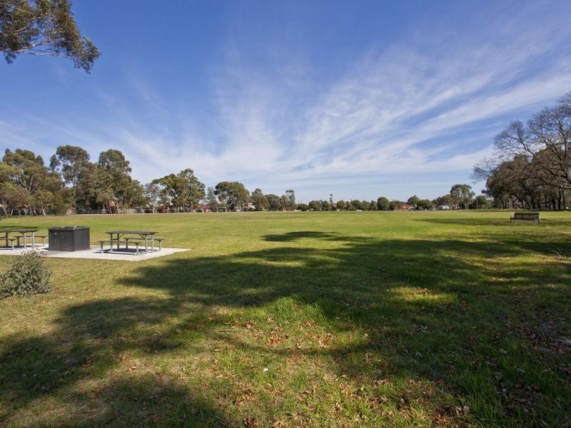 4/232 Cumberland Road, Pascoe Vale VIC 3044