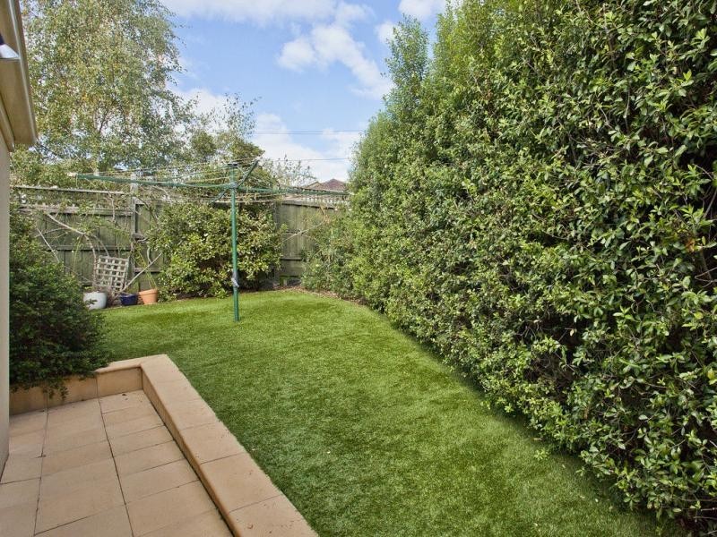 6 Kilburn Street, Strathmore VIC 3041