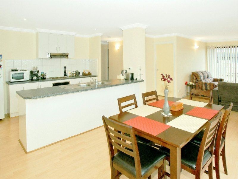 28/17-19 Ascot Vale Road, Flemington VIC 3031