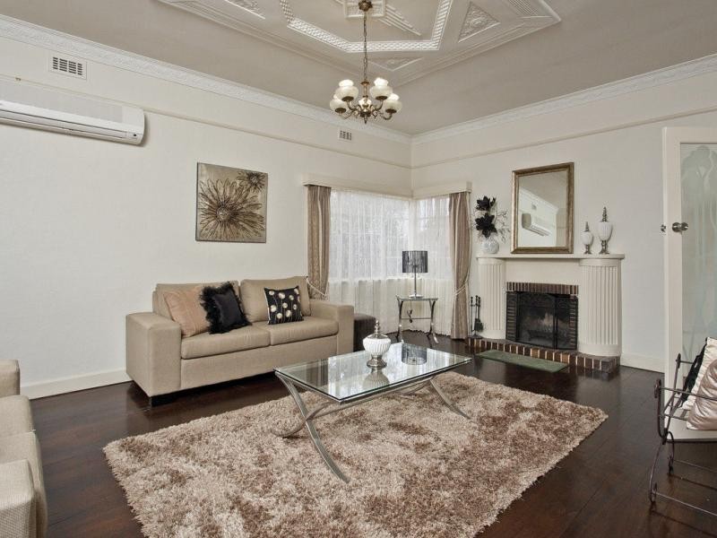 4 Grammar Street, Strathmore VIC 3041