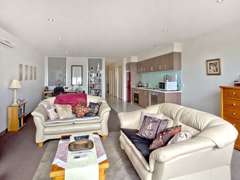 4/74 Keilor Road, Essendon North VIC 3041