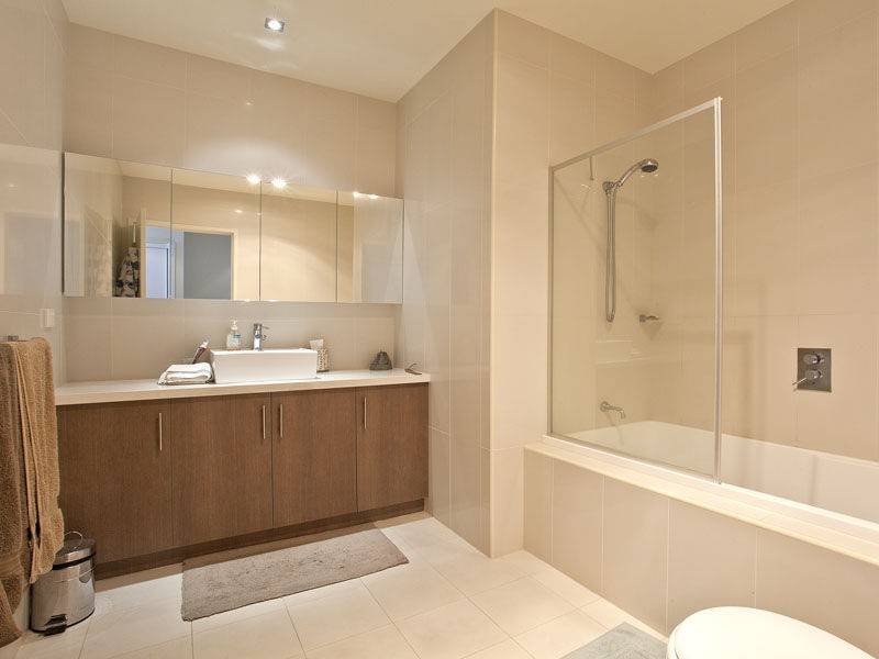 4/74 Keilor Road, Essendon North VIC 3041