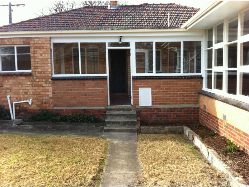 257 Napier Street, Strathmore VIC 3041