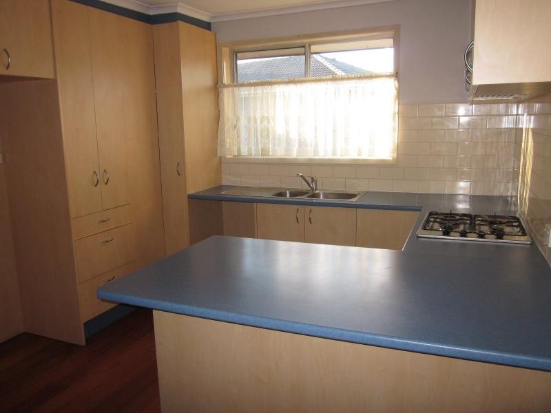 11 Jindara Court, Gladstone Park VIC 3043