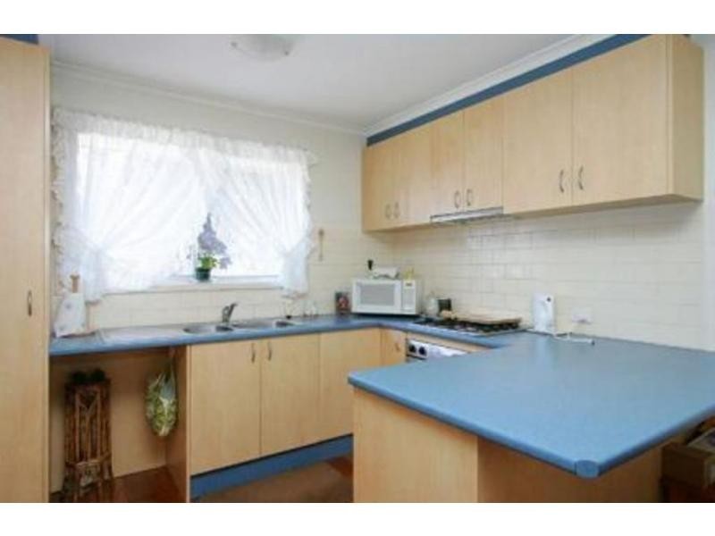 11 Jindara Court, Gladstone Park VIC 3043