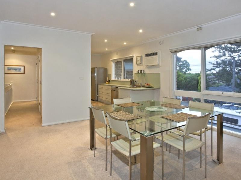 3 Elysee Court, Strathmore VIC 3041