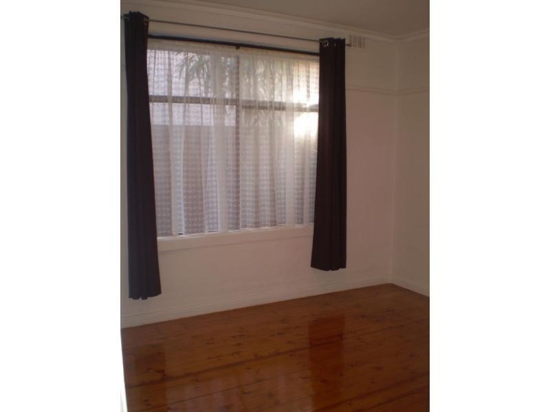 327 Gaffney Street, Pascoe Vale VIC 3044